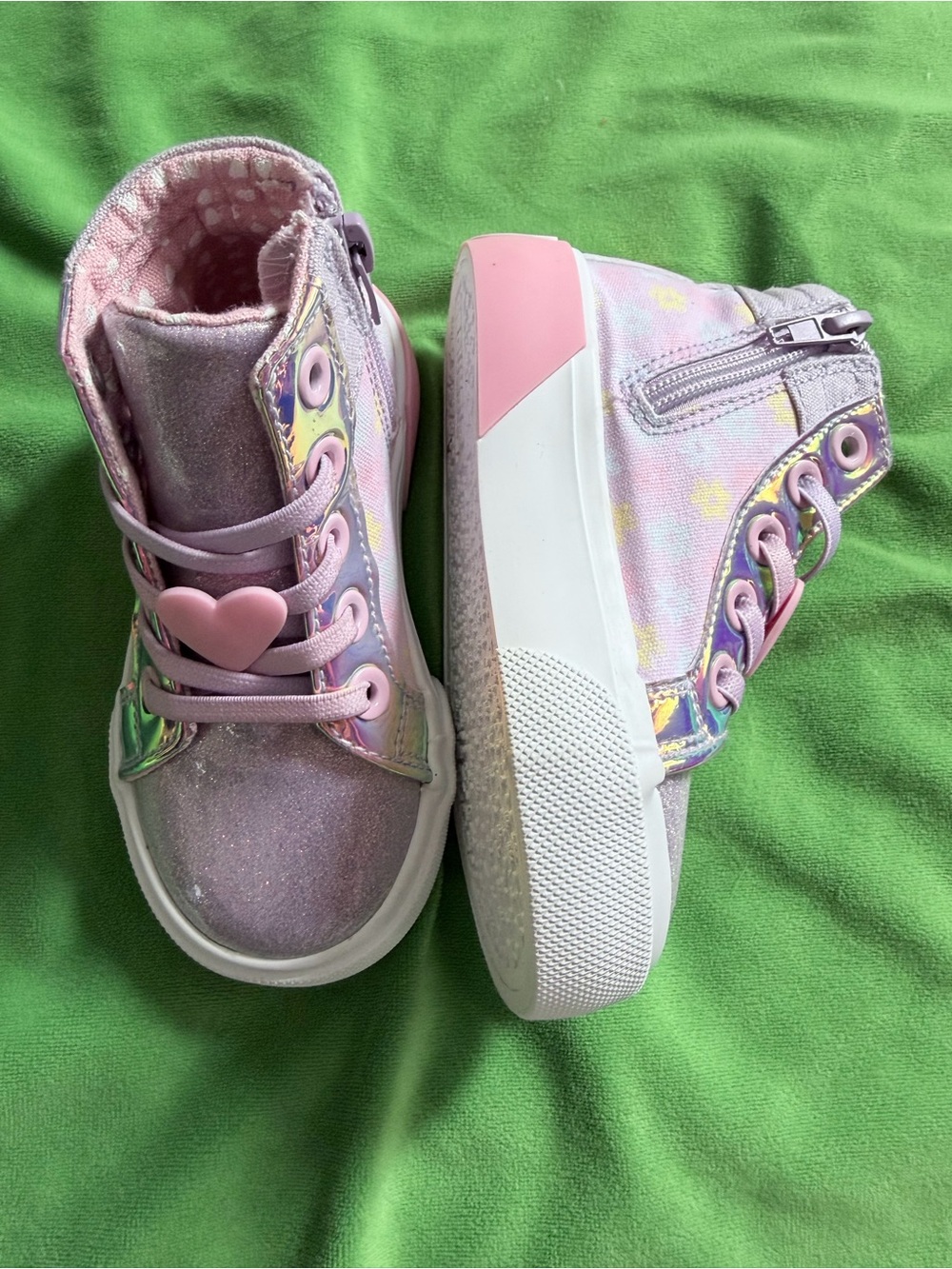 Baby Girl Size 7 Pink Heart High-Top Sneakers